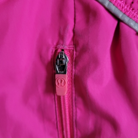 Lululemon Run Inspire Jacket Women's 8 Dual Zipper Water Resistance Hood - Picture 13 of 13